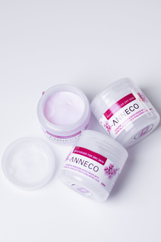 Hyaluronic acid and Mandrain Moisturiser